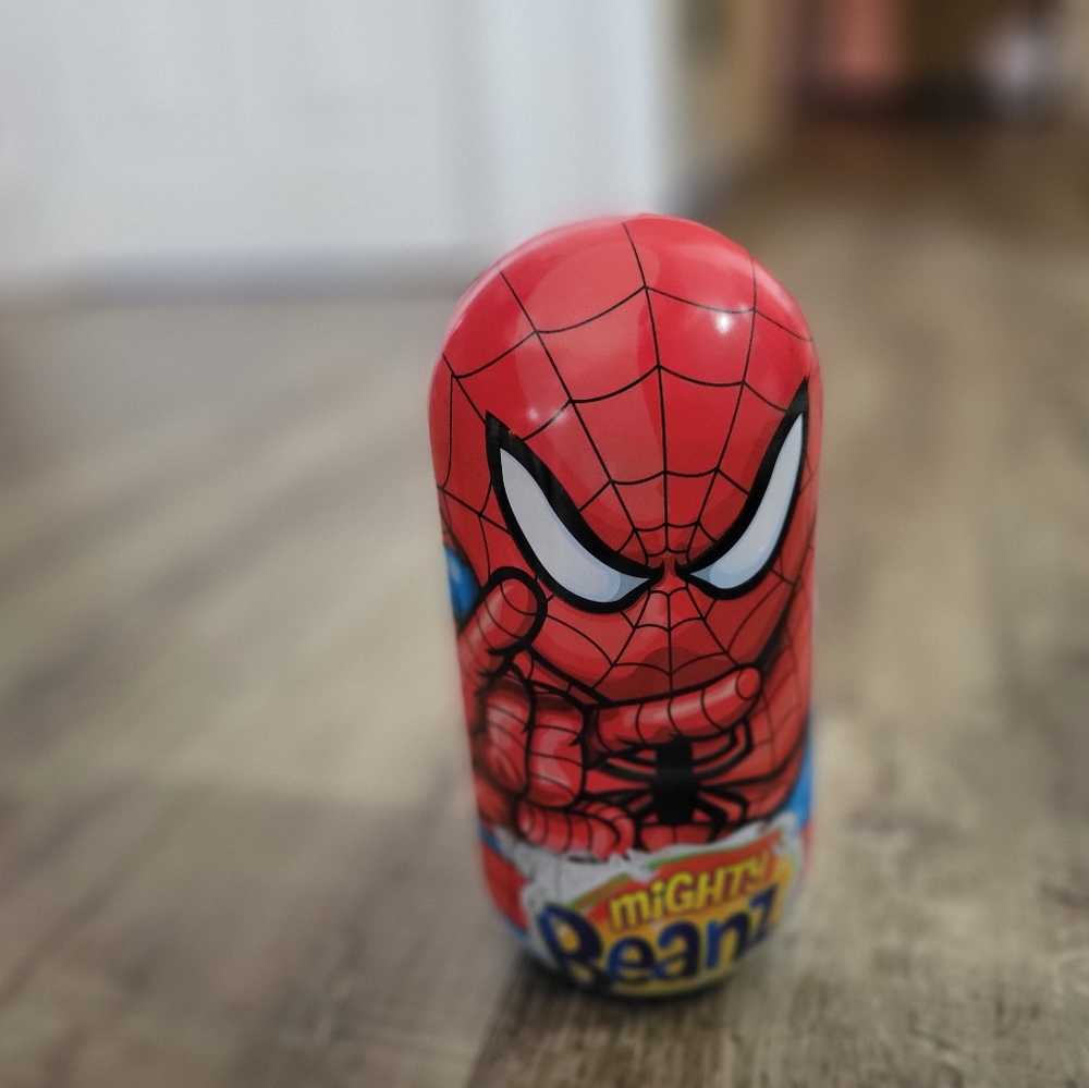 Spiderman Mighty Beanz Collectable Case With One Bean Collection